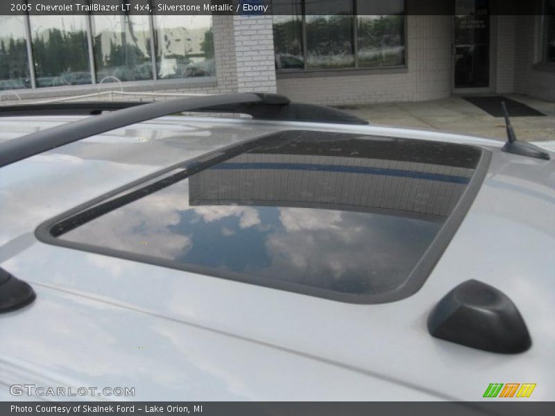 Silverstone Metallic / Ebony 2005 Chevrolet TrailBlazer LT 4x4