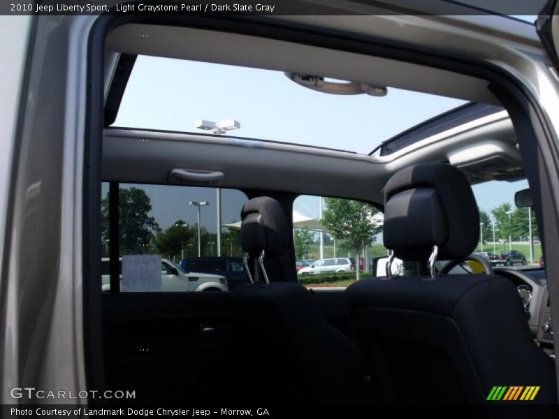 Light Graystone Pearl / Dark Slate Gray 2010 Jeep Liberty Sport