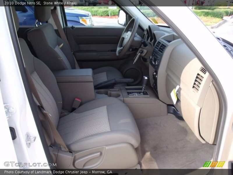 Stone White / Khaki 2010 Dodge Nitro SE