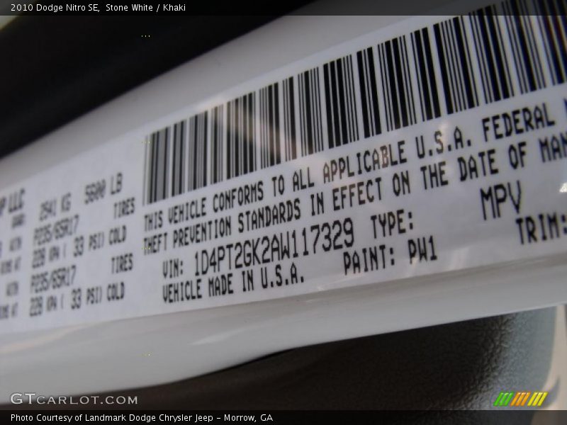 Stone White / Khaki 2010 Dodge Nitro SE