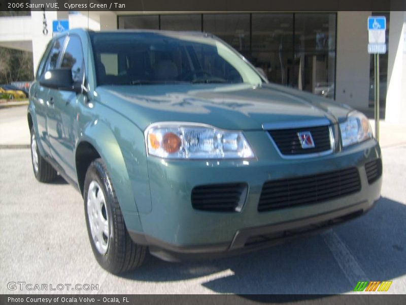 Cypress Green / Tan 2006 Saturn VUE