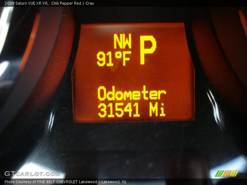 Chili Pepper Red / Gray 2009 Saturn VUE XR V6