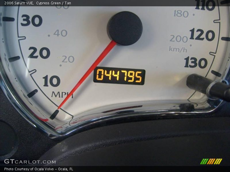 Cypress Green / Tan 2006 Saturn VUE