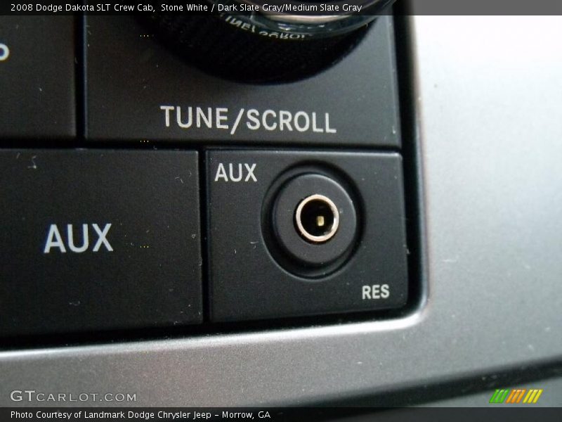 Stone White / Dark Slate Gray/Medium Slate Gray 2008 Dodge Dakota SLT Crew Cab