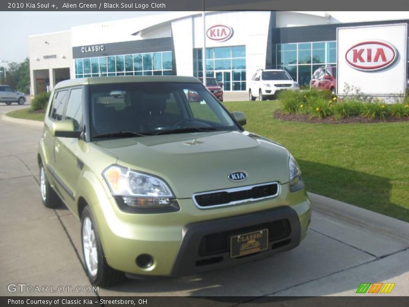 Alien Green / Black Soul Logo Cloth 2010 Kia Soul +