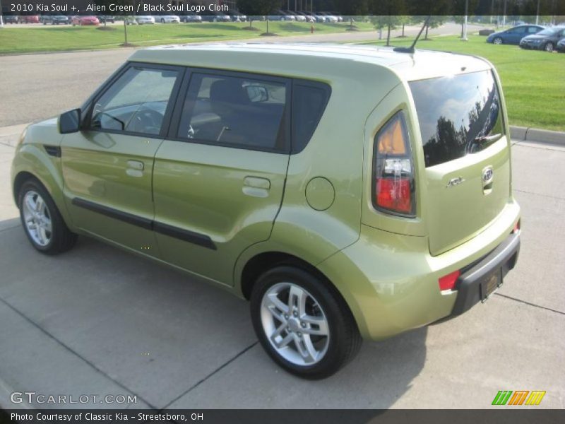 Alien Green / Black Soul Logo Cloth 2010 Kia Soul +