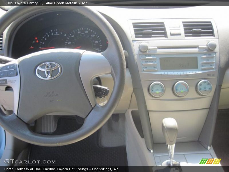 Aloe Green Metallic / Ash 2009 Toyota Camry LE