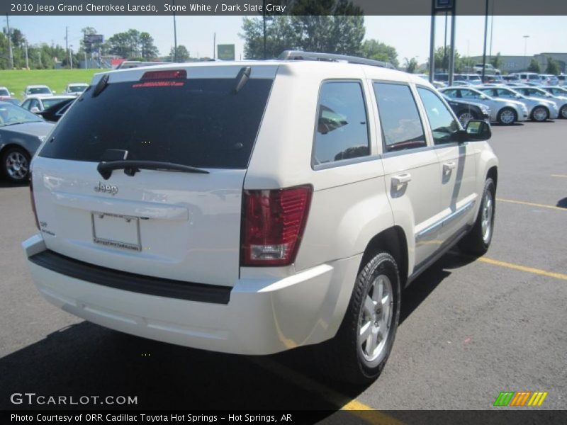 Stone White / Dark Slate Gray 2010 Jeep Grand Cherokee Laredo