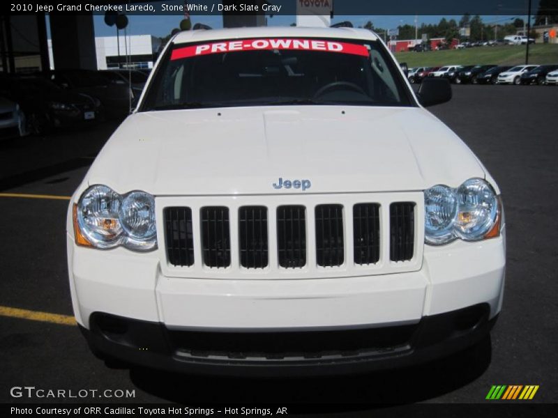 Stone White / Dark Slate Gray 2010 Jeep Grand Cherokee Laredo