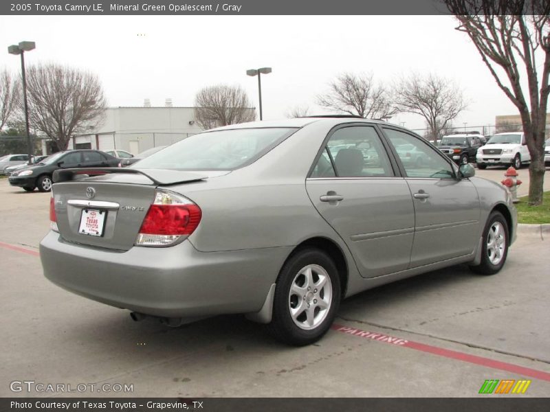 Mineral Green Opalescent / Gray 2005 Toyota Camry LE