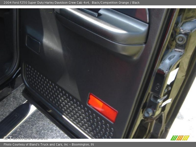 Black/Competition Orange / Black 2004 Ford F250 Super Duty Harley Davidson Crew Cab 4x4