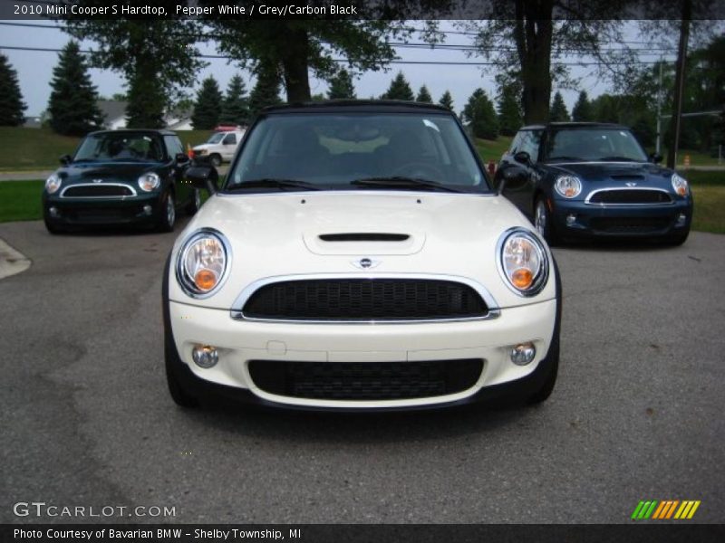 Pepper White / Grey/Carbon Black 2010 Mini Cooper S Hardtop