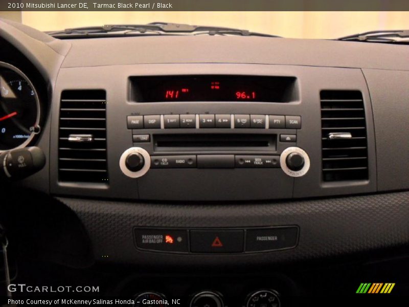 Tarmac Black Pearl / Black 2010 Mitsubishi Lancer DE