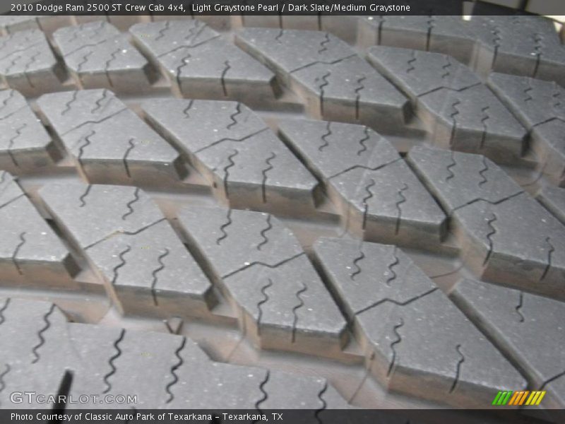 Light Graystone Pearl / Dark Slate/Medium Graystone 2010 Dodge Ram 2500 ST Crew Cab 4x4