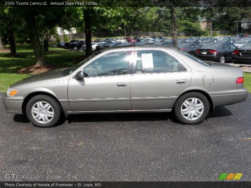 Antique Sage Pearl / Gray 2000 Toyota Camry LE