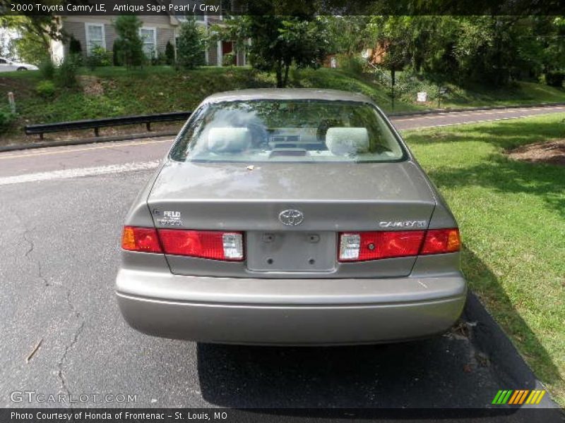 Antique Sage Pearl / Gray 2000 Toyota Camry LE