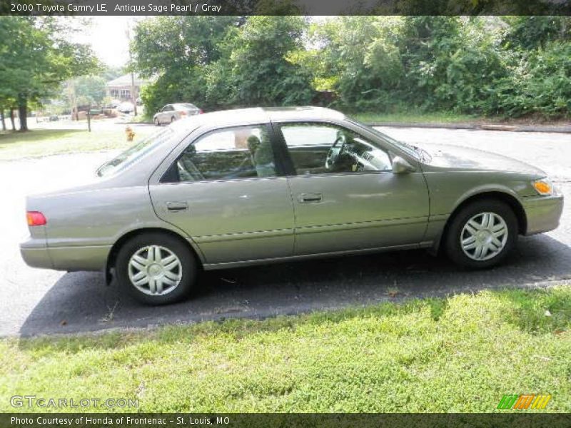 Antique Sage Pearl / Gray 2000 Toyota Camry LE
