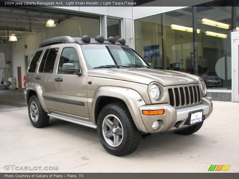 Light Khaki Metallic / Light Taupe/Taupe 2004 Jeep Liberty Renegade 4x4