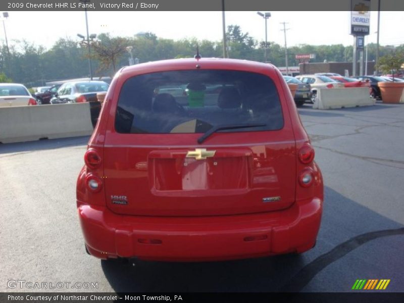Victory Red / Ebony 2009 Chevrolet HHR LS Panel