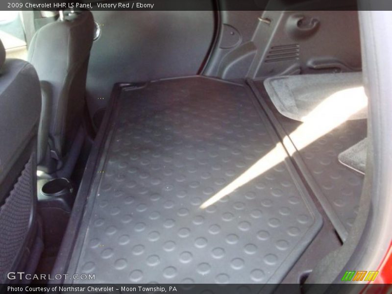 Victory Red / Ebony 2009 Chevrolet HHR LS Panel