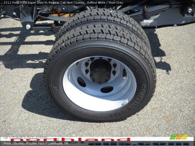 Oxford White / Steel Grey 2011 Ford F550 Super Duty XL Regular Cab 4x4 Chassis
