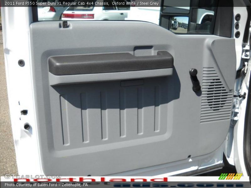 Oxford White / Steel Grey 2011 Ford F550 Super Duty XL Regular Cab 4x4 Chassis