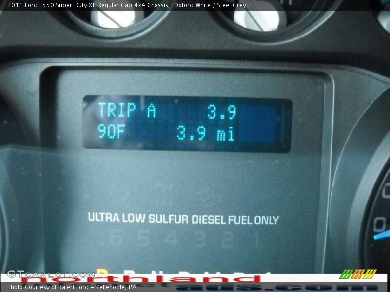 Oxford White / Steel Grey 2011 Ford F550 Super Duty XL Regular Cab 4x4 Chassis