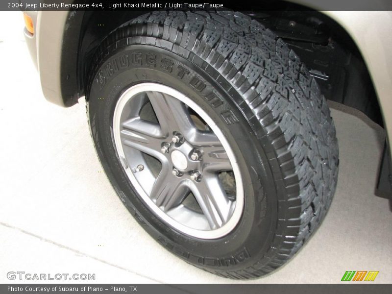 Light Khaki Metallic / Light Taupe/Taupe 2004 Jeep Liberty Renegade 4x4