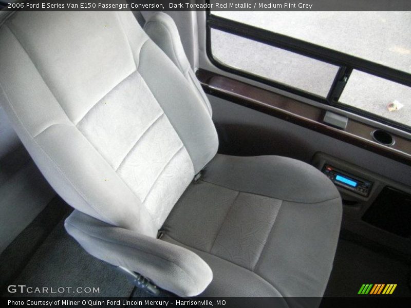 Dark Toreador Red Metallic / Medium Flint Grey 2006 Ford E Series Van E150 Passenger Conversion