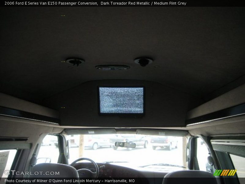 Dark Toreador Red Metallic / Medium Flint Grey 2006 Ford E Series Van E150 Passenger Conversion
