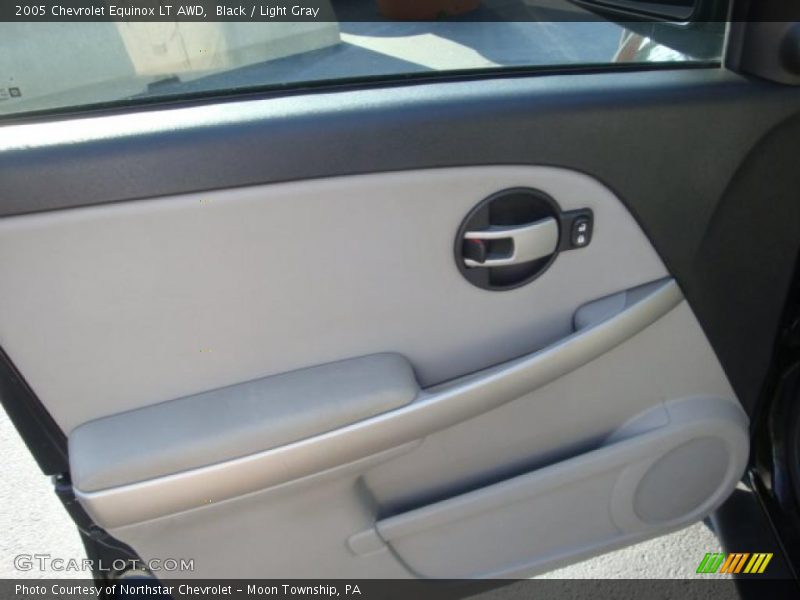Black / Light Gray 2005 Chevrolet Equinox LT AWD