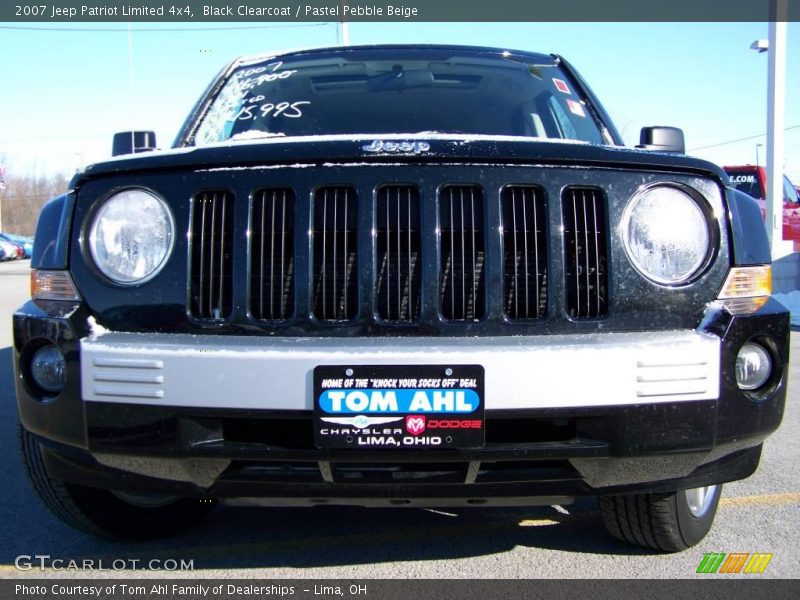 Black Clearcoat / Pastel Pebble Beige 2007 Jeep Patriot Limited 4x4