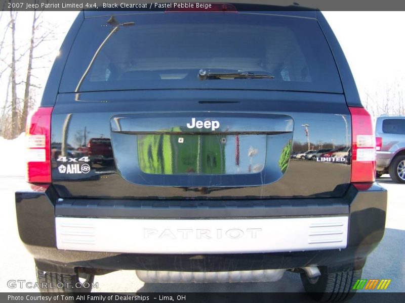 Black Clearcoat / Pastel Pebble Beige 2007 Jeep Patriot Limited 4x4