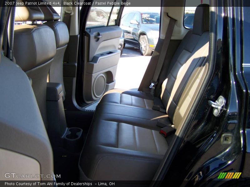 Black Clearcoat / Pastel Pebble Beige 2007 Jeep Patriot Limited 4x4