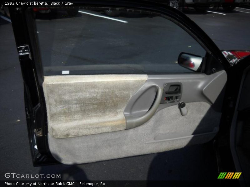Black / Gray 1993 Chevrolet Beretta