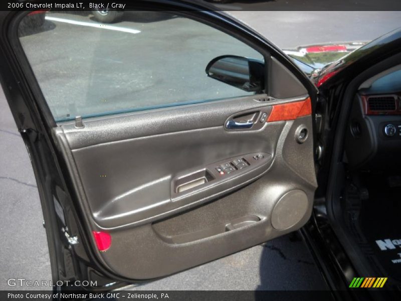 Black / Gray 2006 Chevrolet Impala LT
