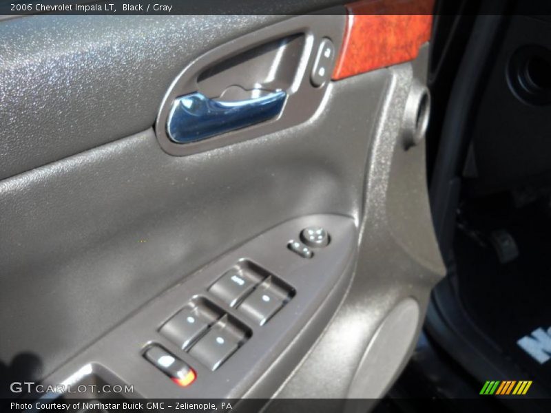 Black / Gray 2006 Chevrolet Impala LT