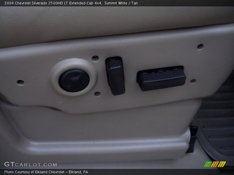 Summit White / Tan 2004 Chevrolet Silverado 2500HD LT Extended Cab 4x4