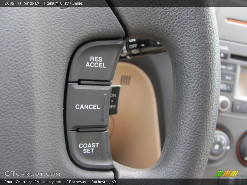 Titanium Gray / Beige 2009 Kia Rondo LX