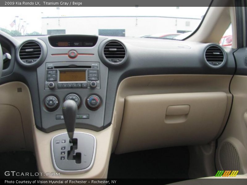 Titanium Gray / Beige 2009 Kia Rondo LX