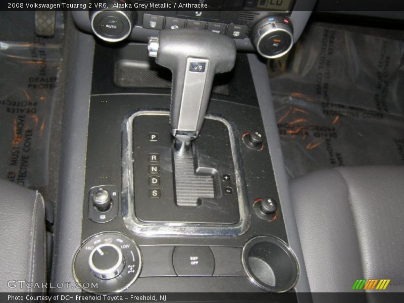 Alaska Grey Metallic / Anthracite 2008 Volkswagen Touareg 2 VR6