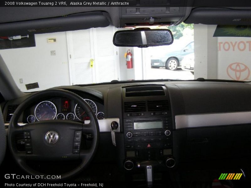 Alaska Grey Metallic / Anthracite 2008 Volkswagen Touareg 2 VR6