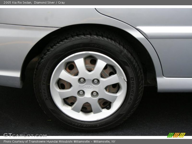Diamond Silver / Gray 2005 Kia Rio Sedan