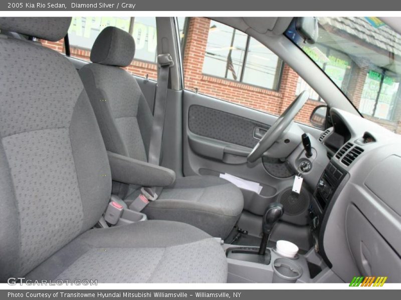 Diamond Silver / Gray 2005 Kia Rio Sedan