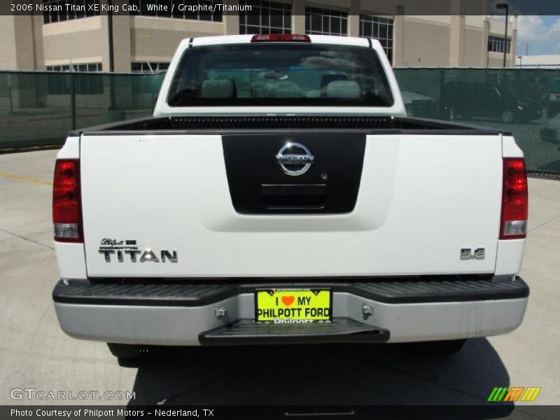 White / Graphite/Titanium 2006 Nissan Titan XE King Cab