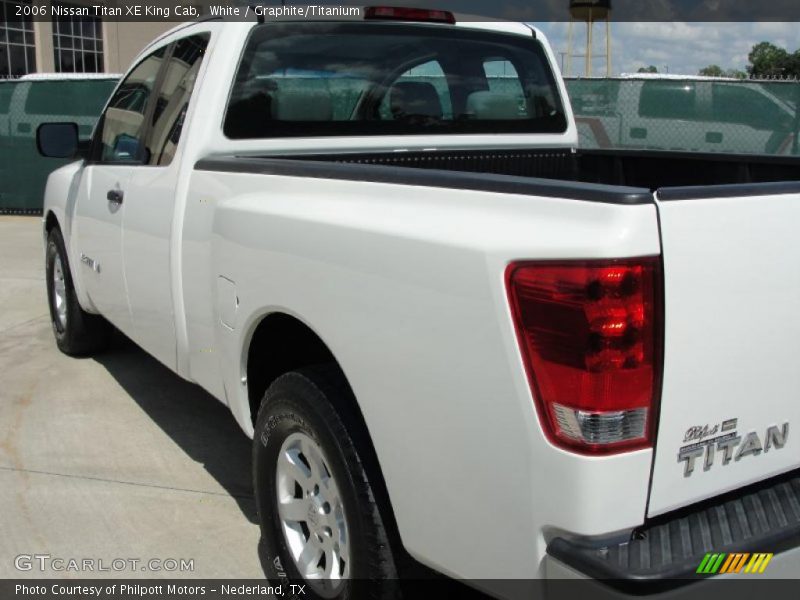 White / Graphite/Titanium 2006 Nissan Titan XE King Cab