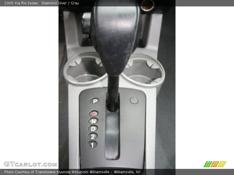 Diamond Silver / Gray 2005 Kia Rio Sedan