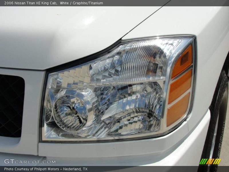 White / Graphite/Titanium 2006 Nissan Titan XE King Cab