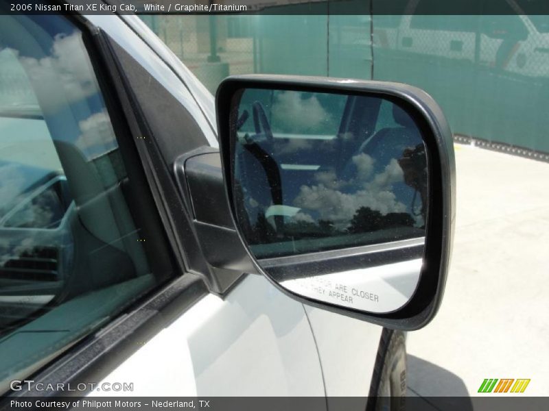 White / Graphite/Titanium 2006 Nissan Titan XE King Cab