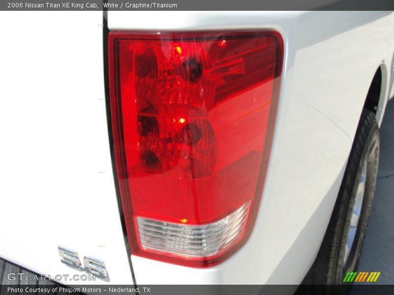 White / Graphite/Titanium 2006 Nissan Titan XE King Cab